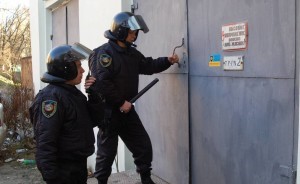 установка сигнализации4